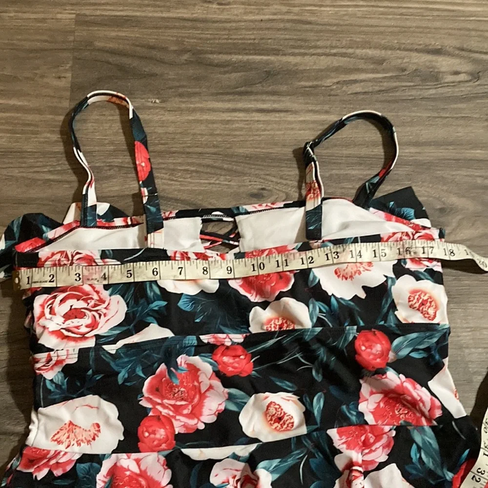 Bikini Swimsuit Floral and Ruffle Swim Suit Size XL * - Picture 7 of 10